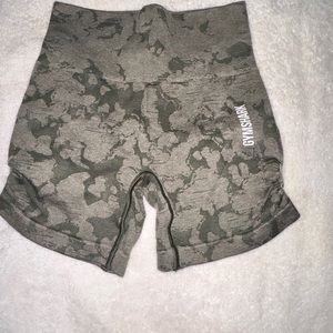 GYMSHARK SHORTS XS